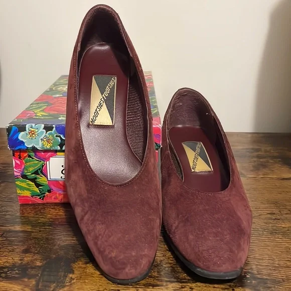Mootsies Tootsies | Shoes | 9 Bundled Burgundy Wine Suede Leather Lowheeled Dress  Shoes 75med Excellent | Poshmark